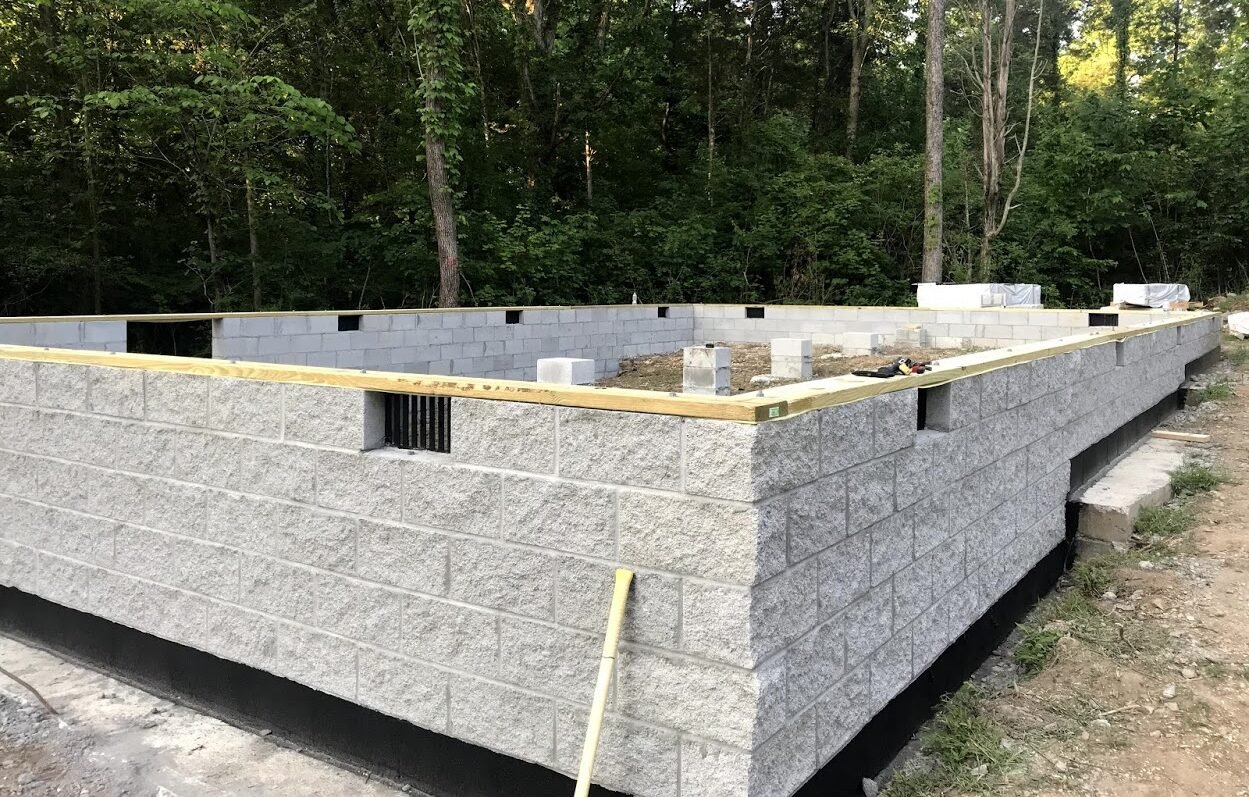 Crawl-Space-Foundation-Sill-Plate-Model-Log-Home